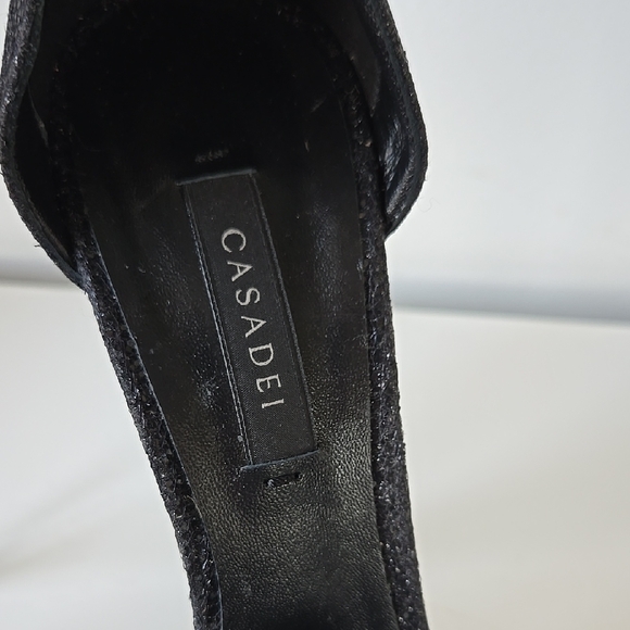 Gray Gradient Background - Picture 4 of 8